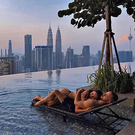 Infinitum Service Suites Klcc Homestay